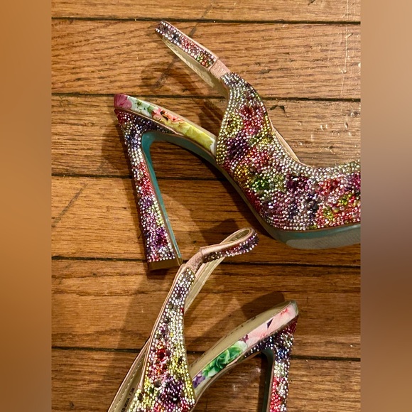 Betsey Johnson Mina Stiletto Heels With rhinestone Size 9 - Picture 4 of 8